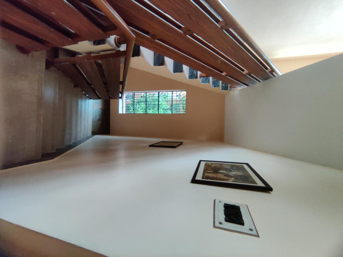 Abode Of Peace Villa Болпур Екстериор снимка