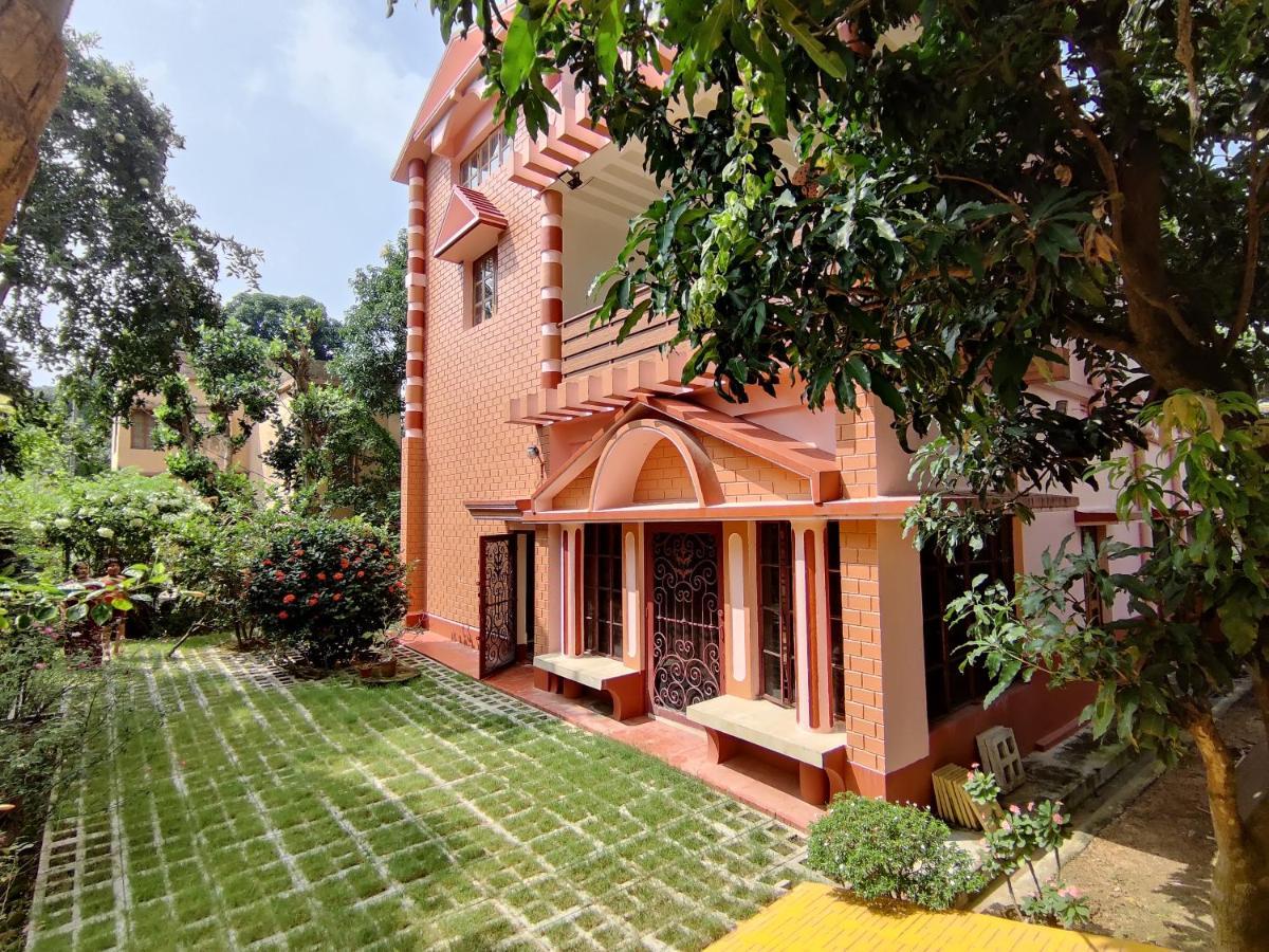Abode Of Peace Villa Болпур Екстериор снимка